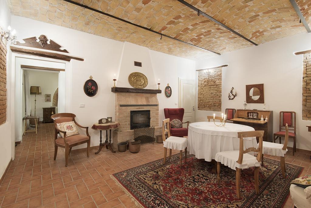 ניצה מונפראטו Agriturismo Albarossa מראה חיצוני תמונה