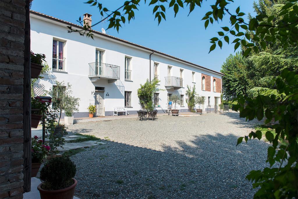 ניצה מונפראטו Agriturismo Albarossa מראה חיצוני תמונה