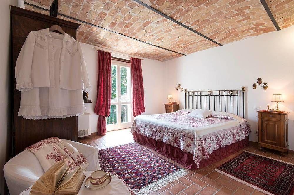 ניצה מונפראטו Agriturismo Albarossa מראה חיצוני תמונה